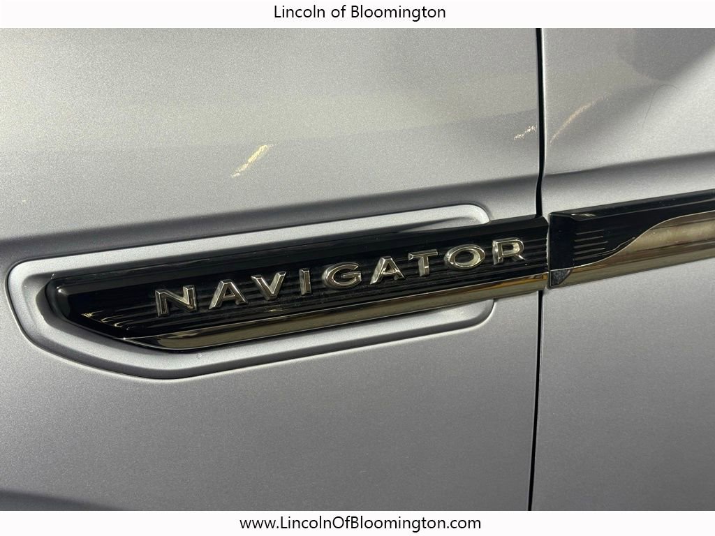 Certified 2022 Lincoln Navigator L Black Label AWD/4WD image 13