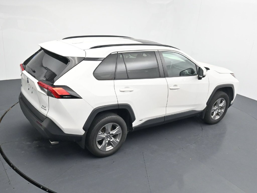 Used 2024 Toyota RAV4 XLE w/ Convenience Package AWD/4WD image 16