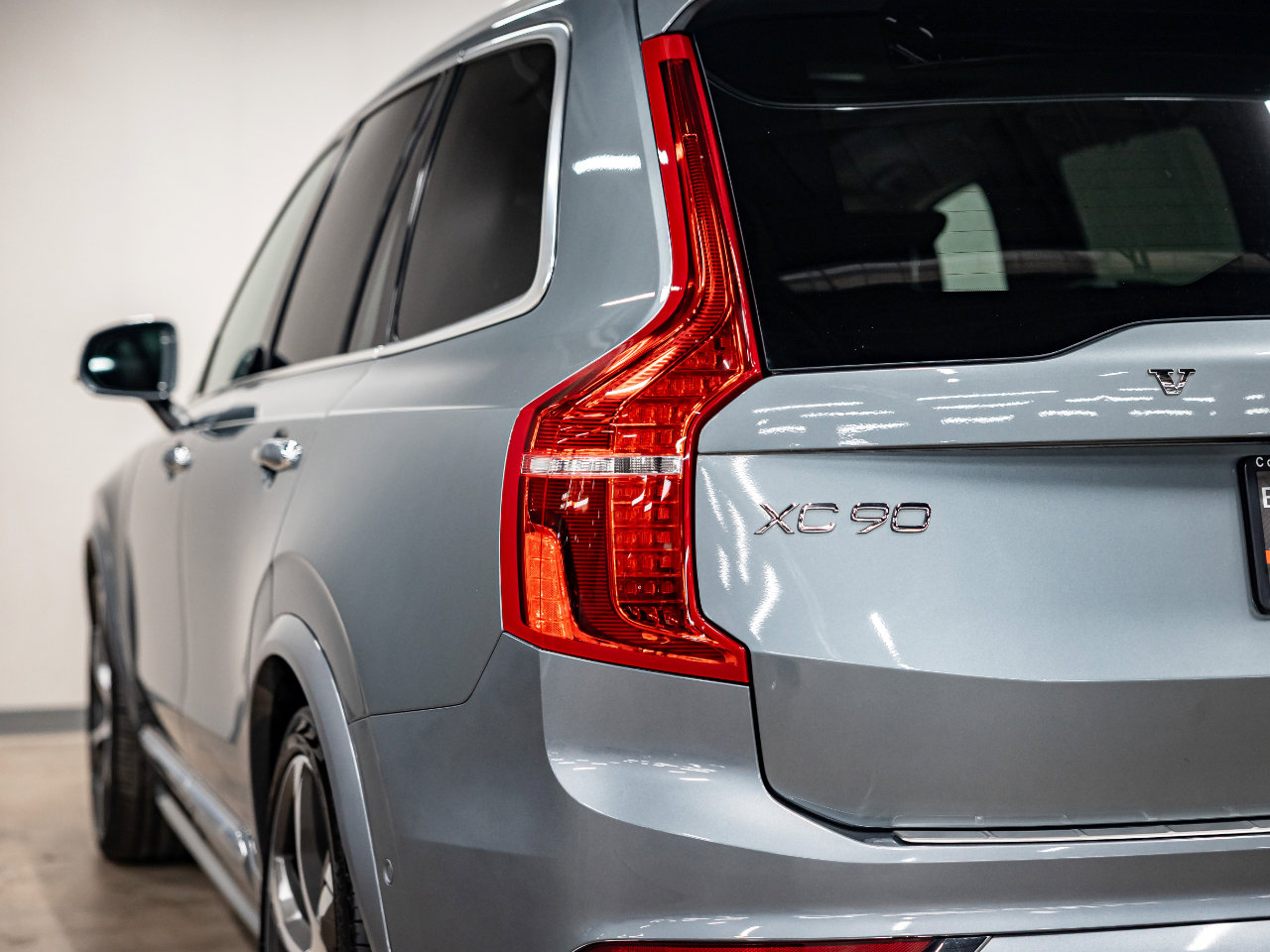 Used 2019 Volvo XC90 T6 Inscription w/ Advanced Package image 31