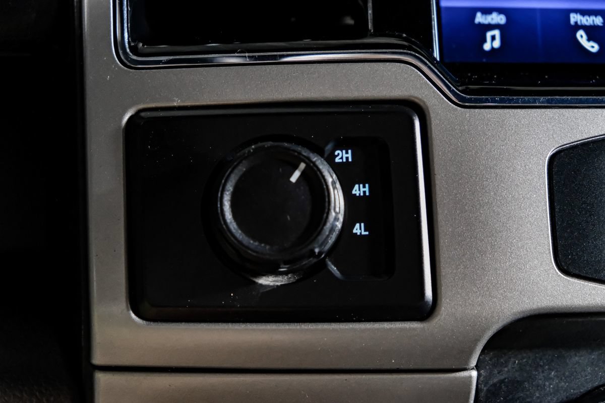 Used 2022 Ford F250 Lariat w/ Lariat Value Package AWD/4WD image 25