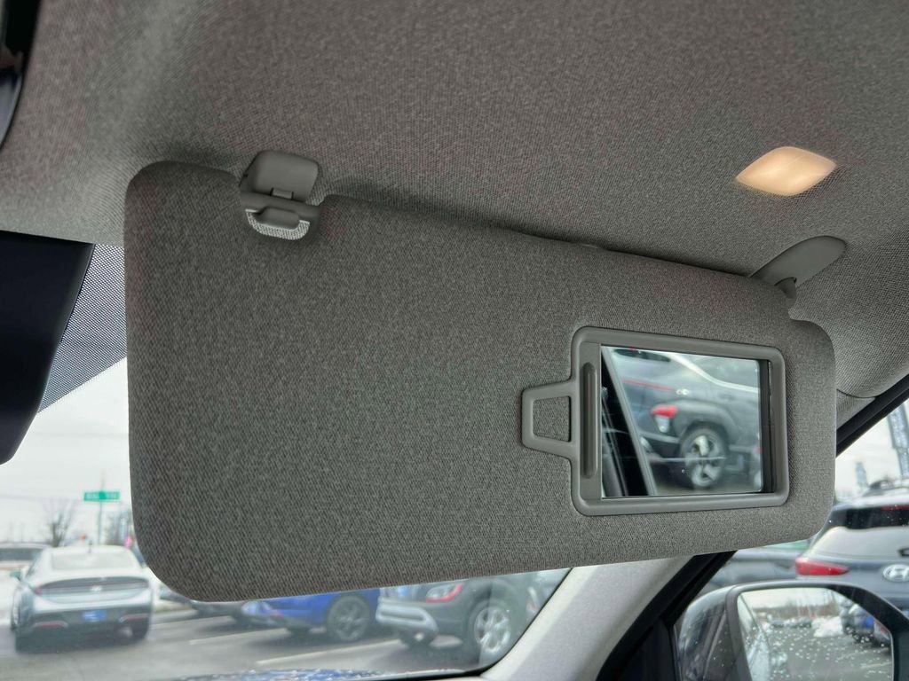 Used 2025 Hyundai Palisade Limited image 34