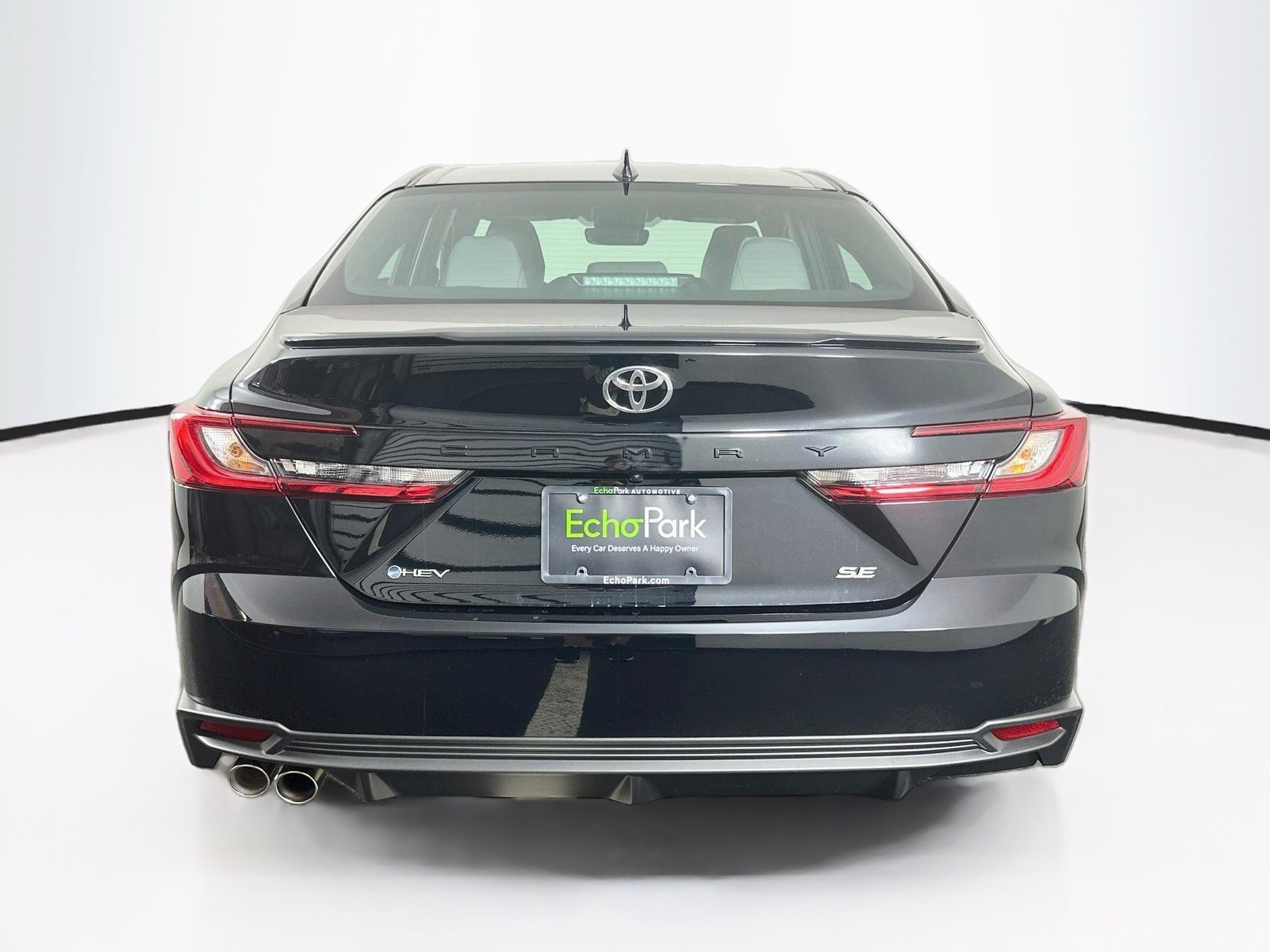 Used 2026 Toyota Camry SE w/ Convenience Package FWD image 7