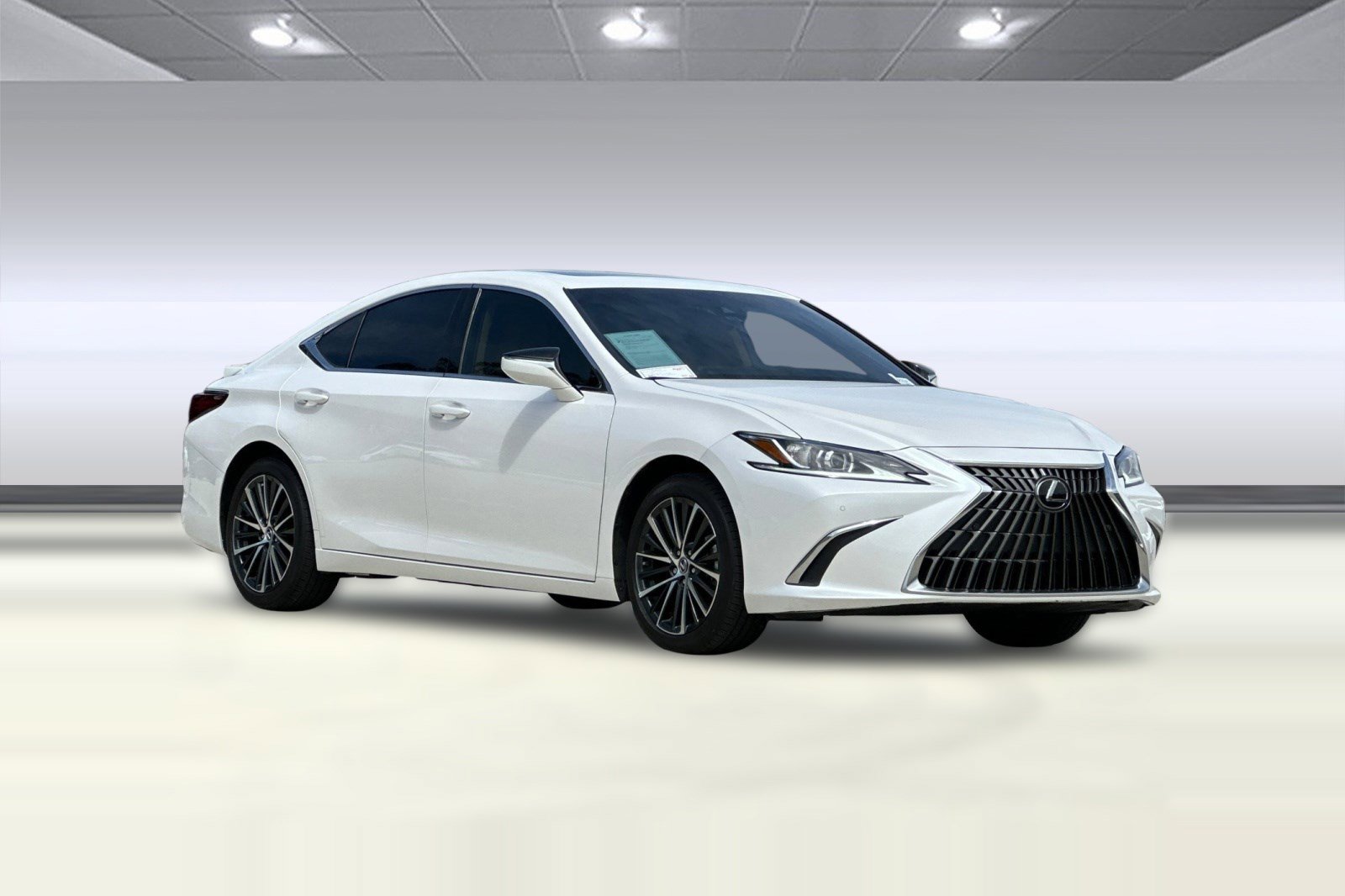 Used 2024 Lexus ES 300h w/ Premium Package image 6
