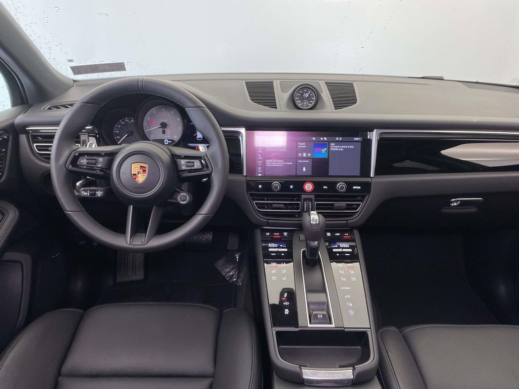 New 2026 Porsche Macan S image 25