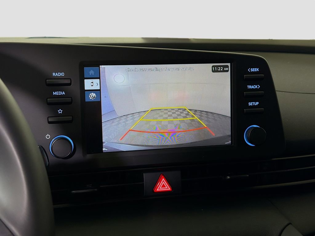 Used 2025 Hyundai Elantra Sport image 17