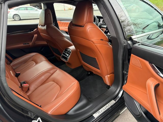 Used 2023 Maserati Quattroporte Modena Q4 AWD/4WD image 34
