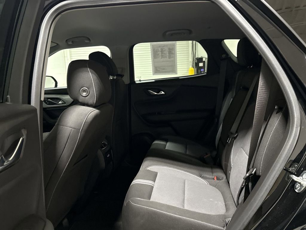 Used 2024 Chevrolet Blazer LT w/ Convenience Package FWD image 22