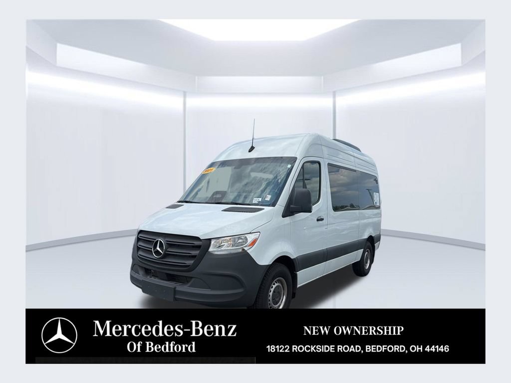 Used 2025 Mercedes-Benz Sprinter 2500 image 1