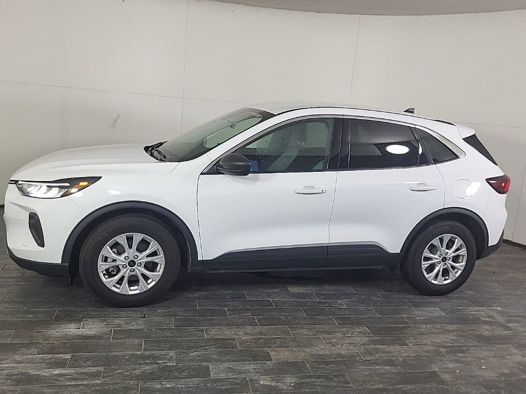 Used 2024 Ford Escape Active image 12