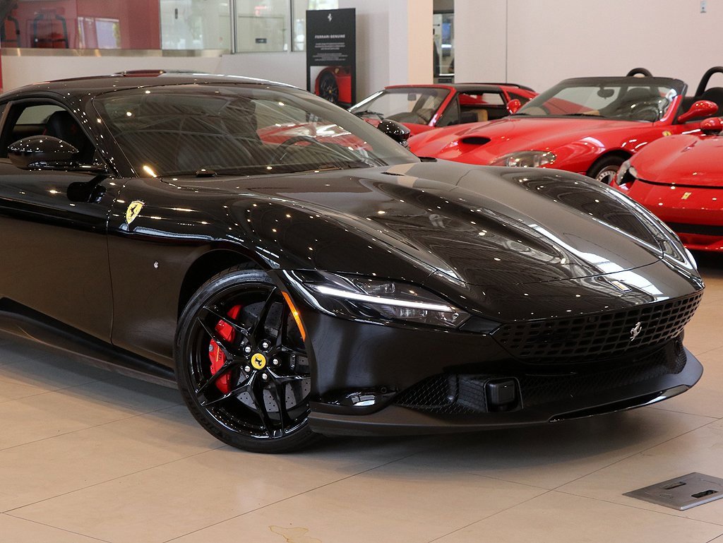 Certified 2024 Ferrari Roma image 8