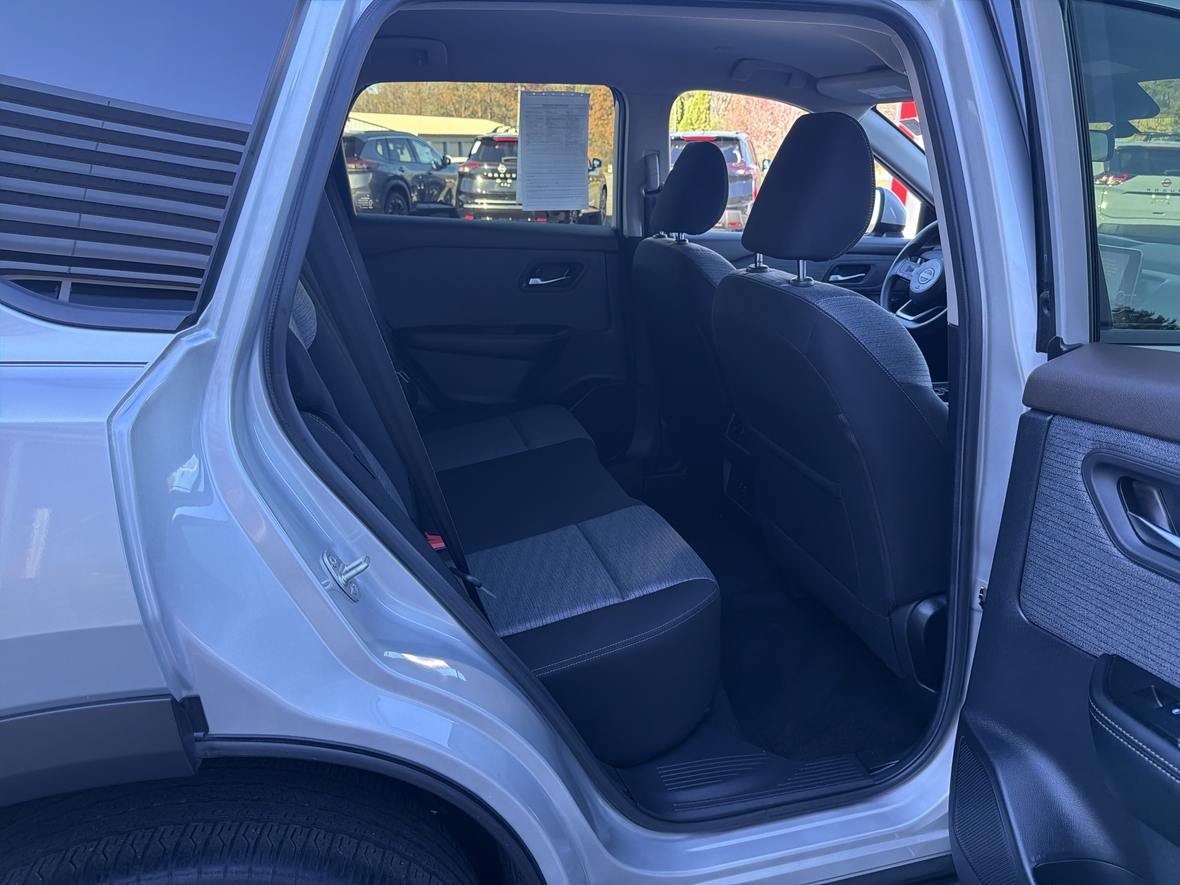 Certified 2023 Nissan Rogue SV AWD/4WD image 12