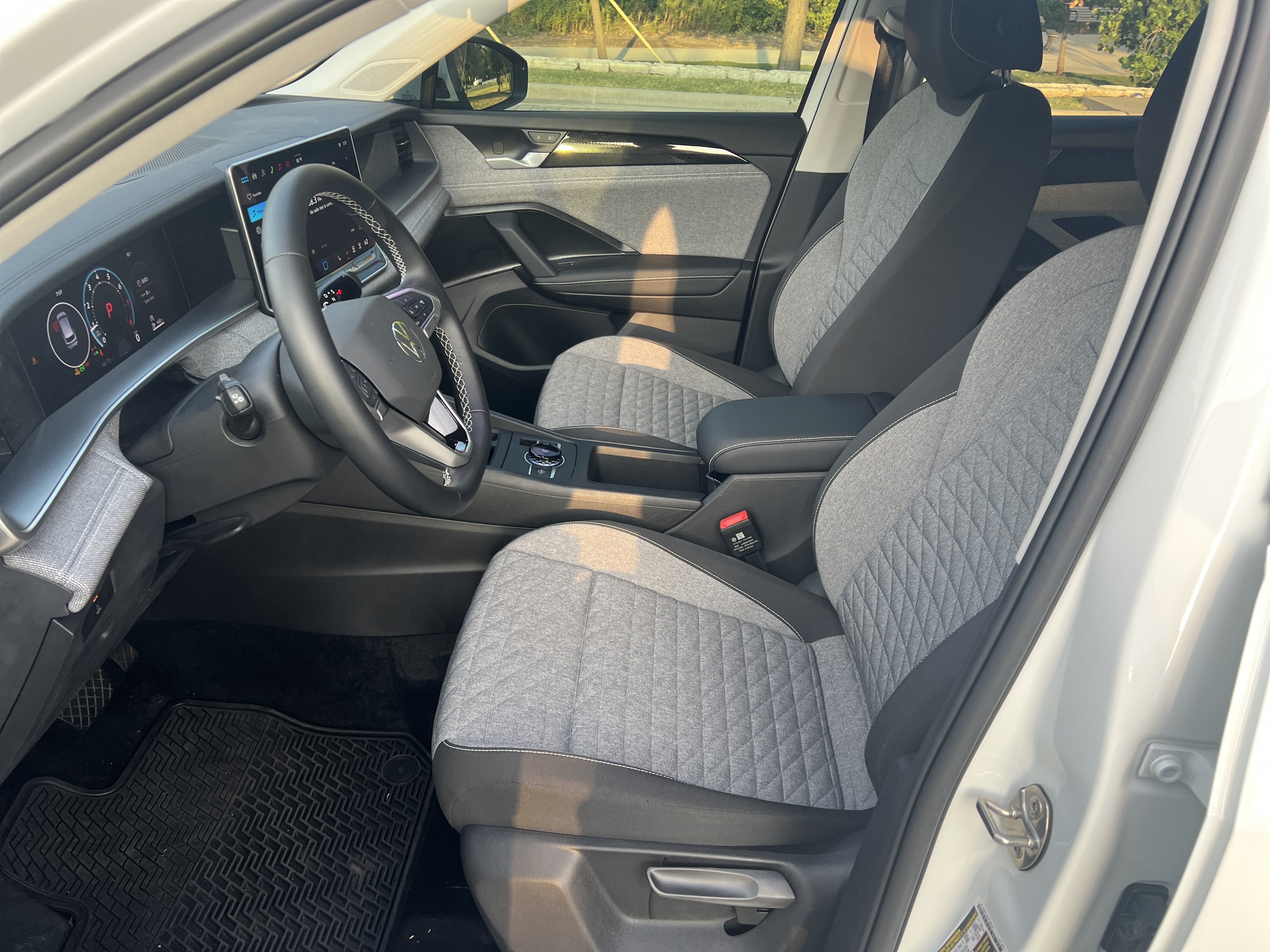 Used 2026 Volkswagen Tiguan S FWD image 14