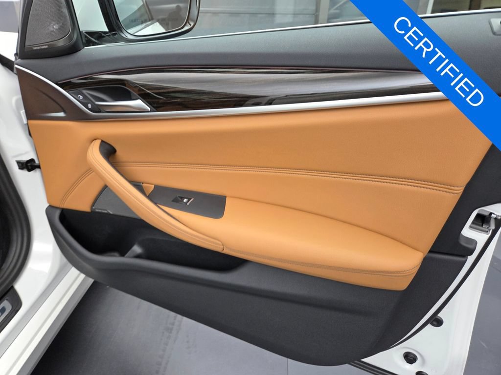 Used 2023 BMW 540i w/ Premium Package RWD image 18