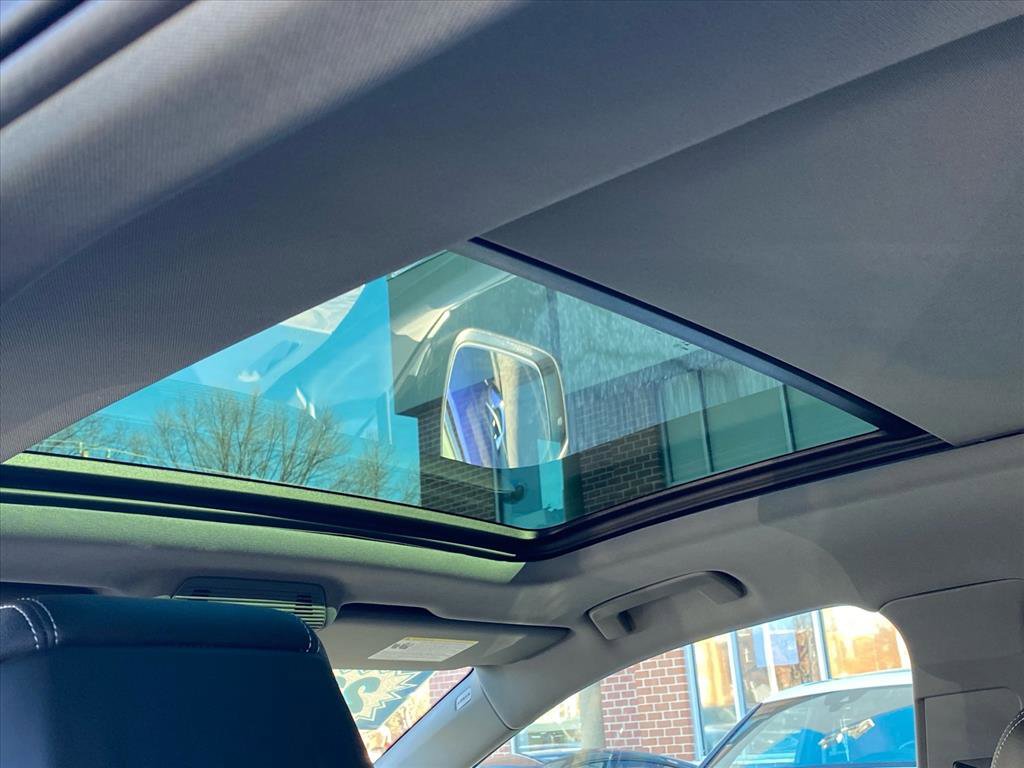 Used 2023 Audi Q4 e-tron Premium Plus image 20