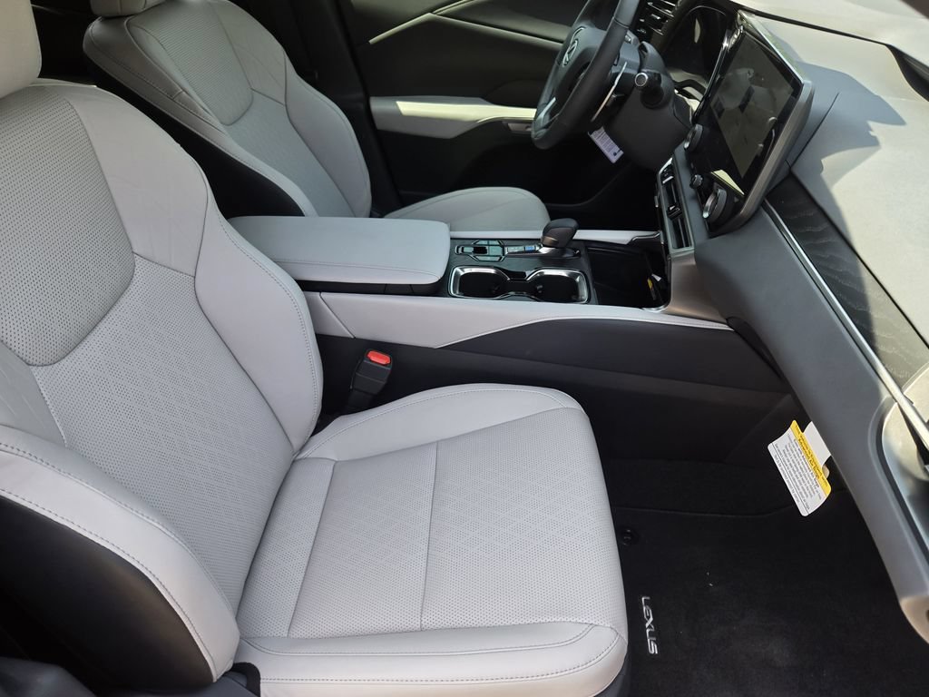 New 2026 Lexus RX 350h AWD/4WD image 10