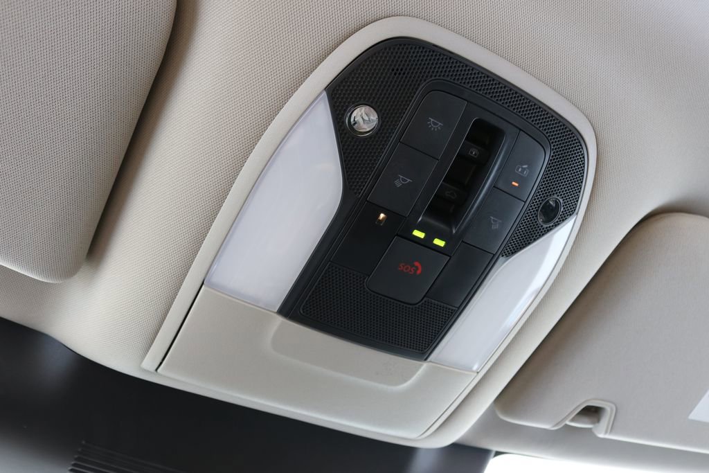 Certified 2025 INFINITI QX60 Luxe w/ Vision Package image 49