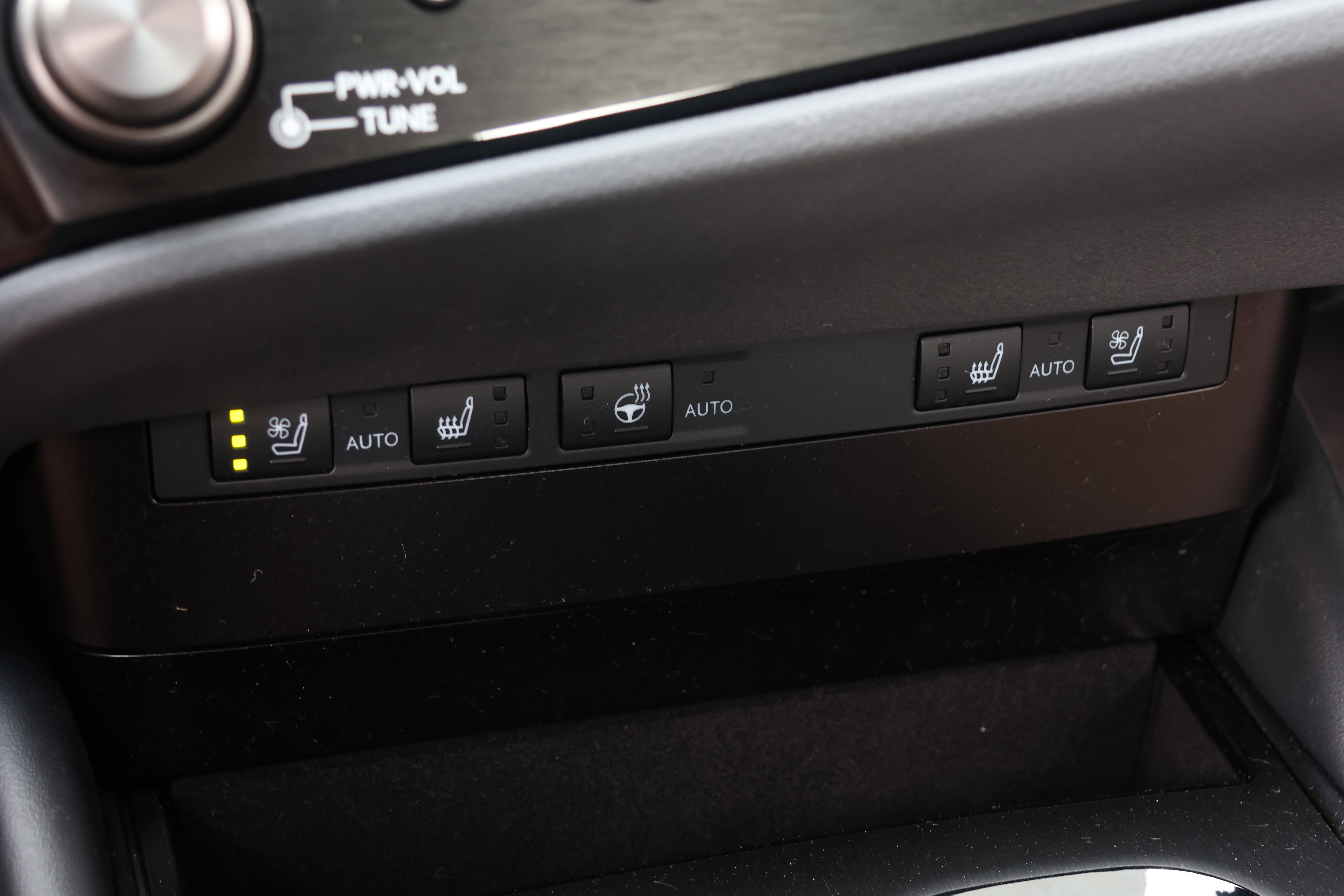 Used 2025 Lexus ES 350 w/ Premium Package image 25