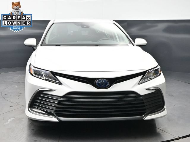 Used 2022 Toyota Camry LE FWD image 2