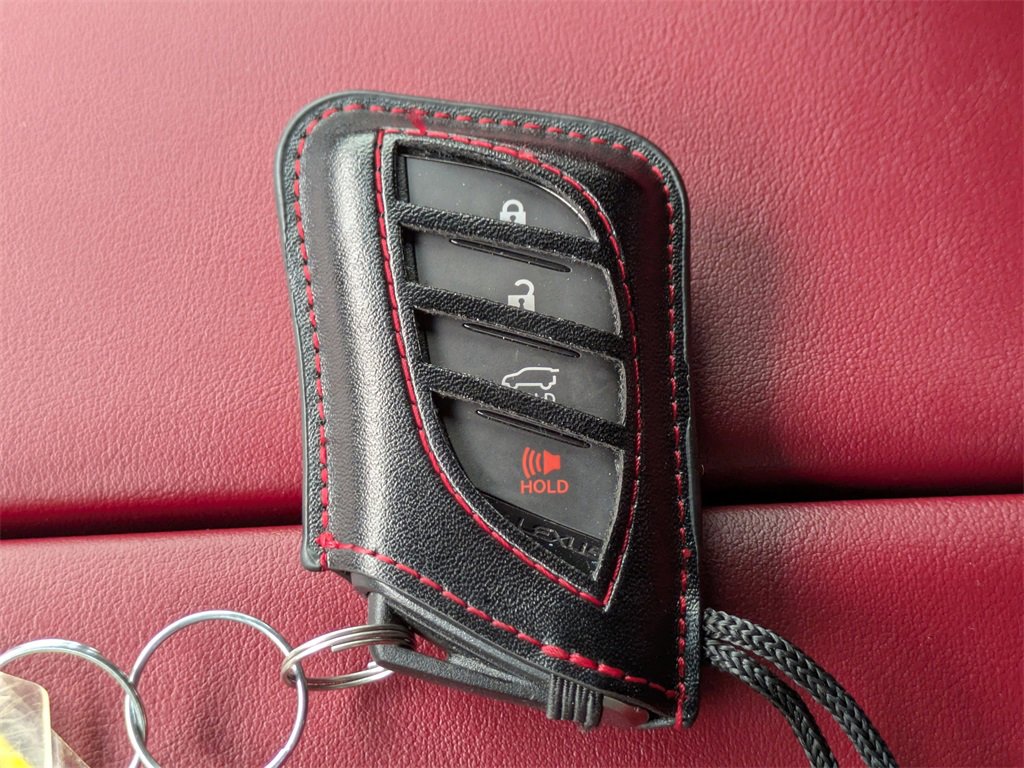 Used 2023 Lexus GX 460 Luxury w/ Accessory Package image 30