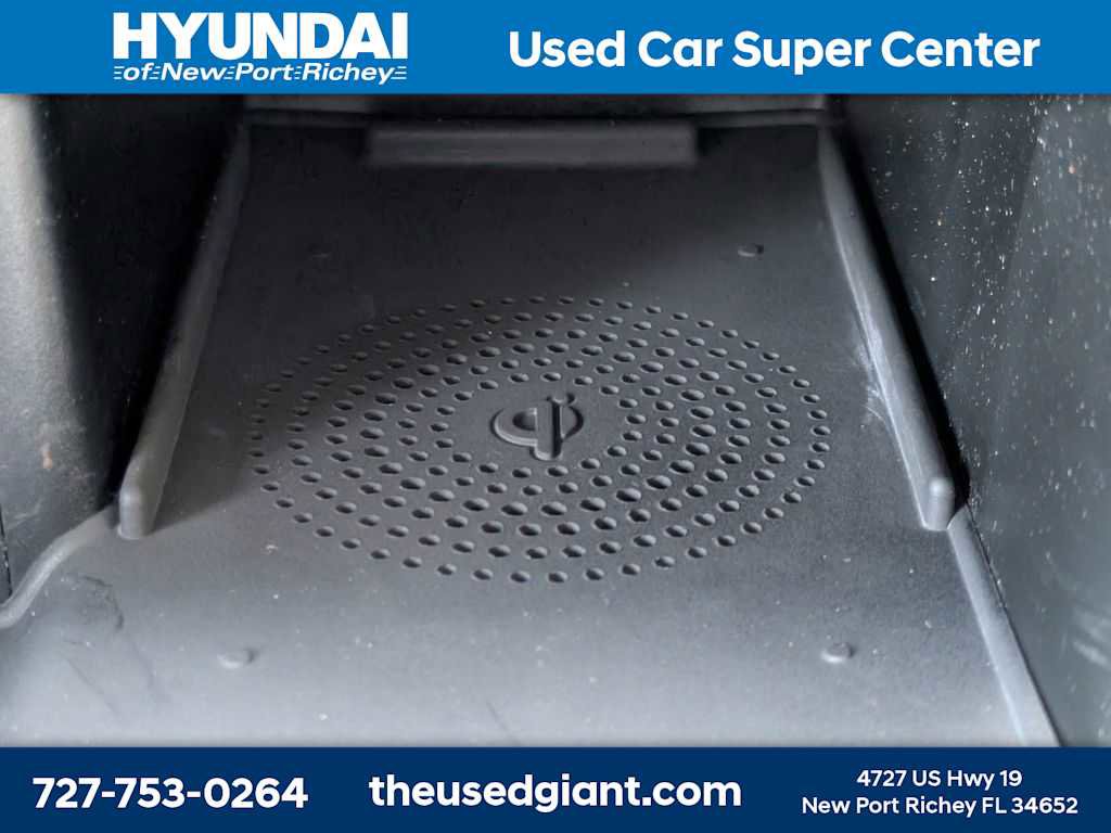 Used 2020 Kia Cadenza Technology image 26