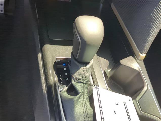 Used 2026 Toyota Camry SE FWD image 22