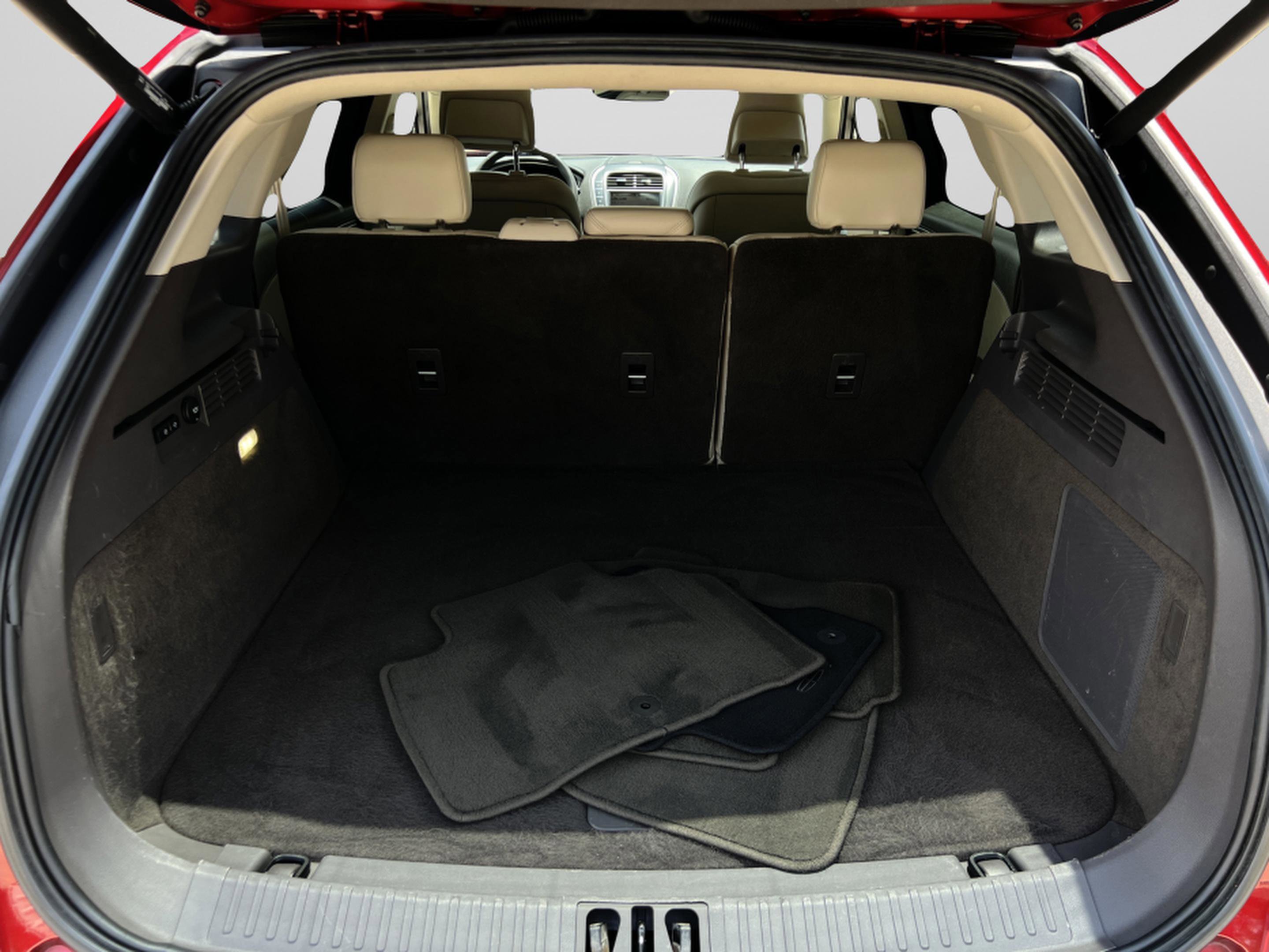 Used 2017 Lincoln MKX Select w/ Select Plus Package FWD image 26