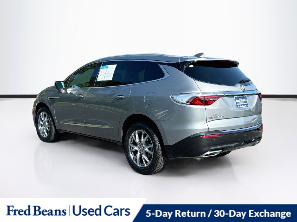 Used 2023 Buick Enclave Essence w/ Experience Buick Package AWD/4WD image 6