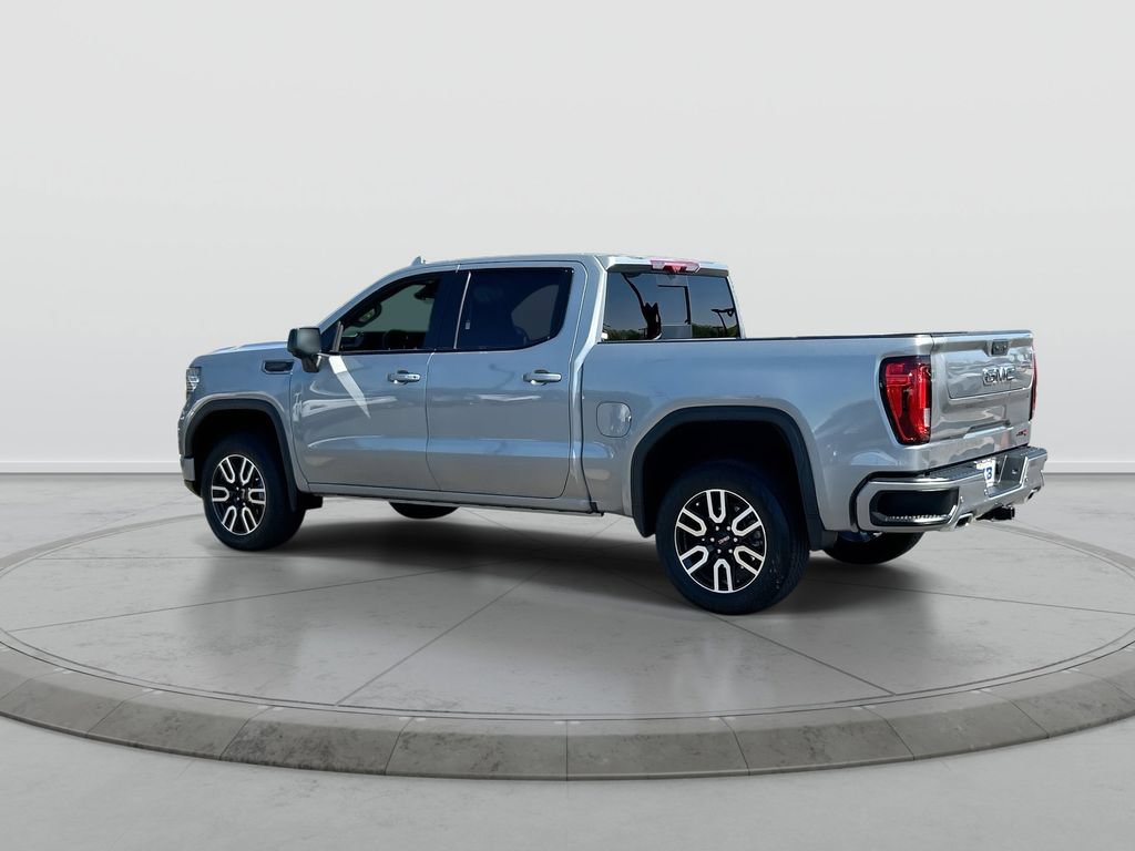 Used 2025 GMC Sierra 1500 AT4 w/ Technology Package AWD/4WD image 6
