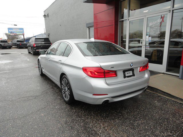 Used 2018 BMW 530i xDrive AWD/4WD image 3
