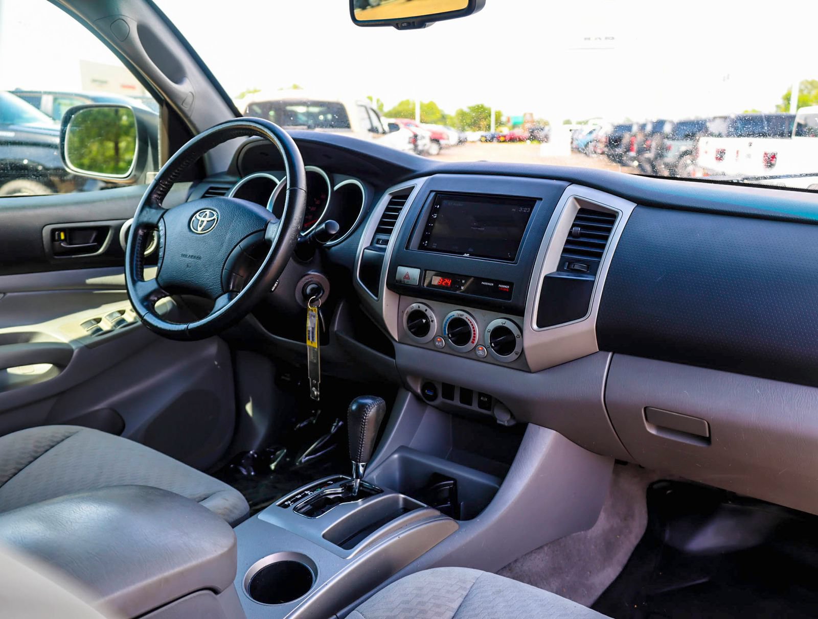 Used 2009 Toyota Tacoma PreRunner RWD image 10