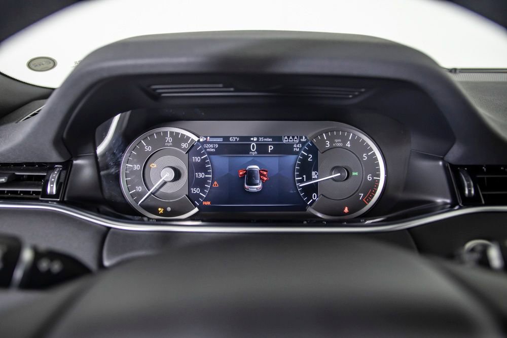 Used 2023 Land Rover Range Rover Evoque SE image 27