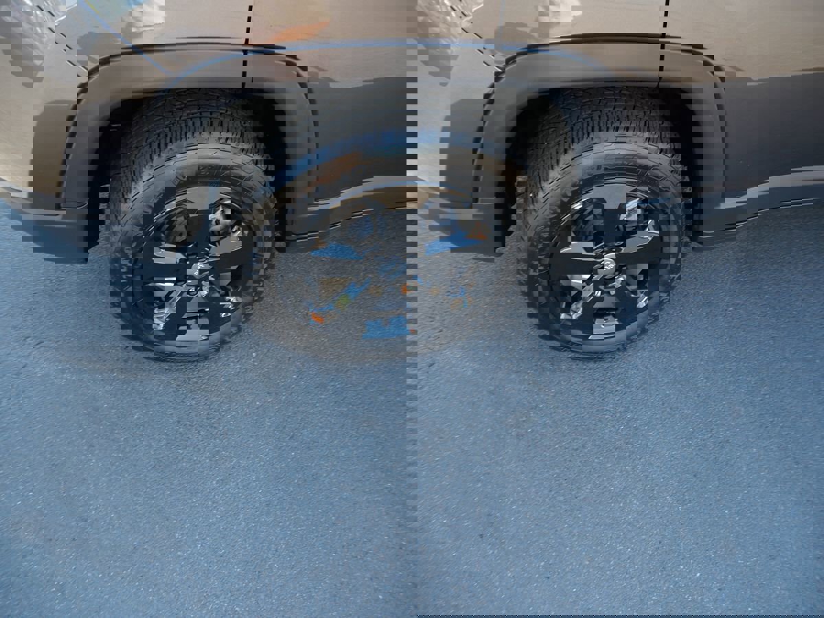 Used 2020 Jeep Compass Latitude image 37