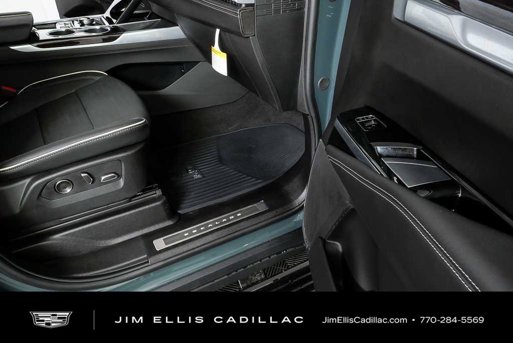 New 2026 Cadillac Escalade Luxury w/ Touring Package AWD/4WD image 28