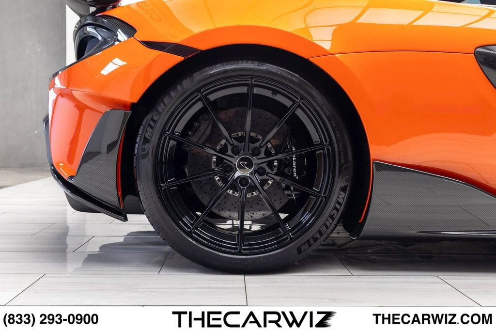 Used 2019 McLaren 600LT RWD image 37