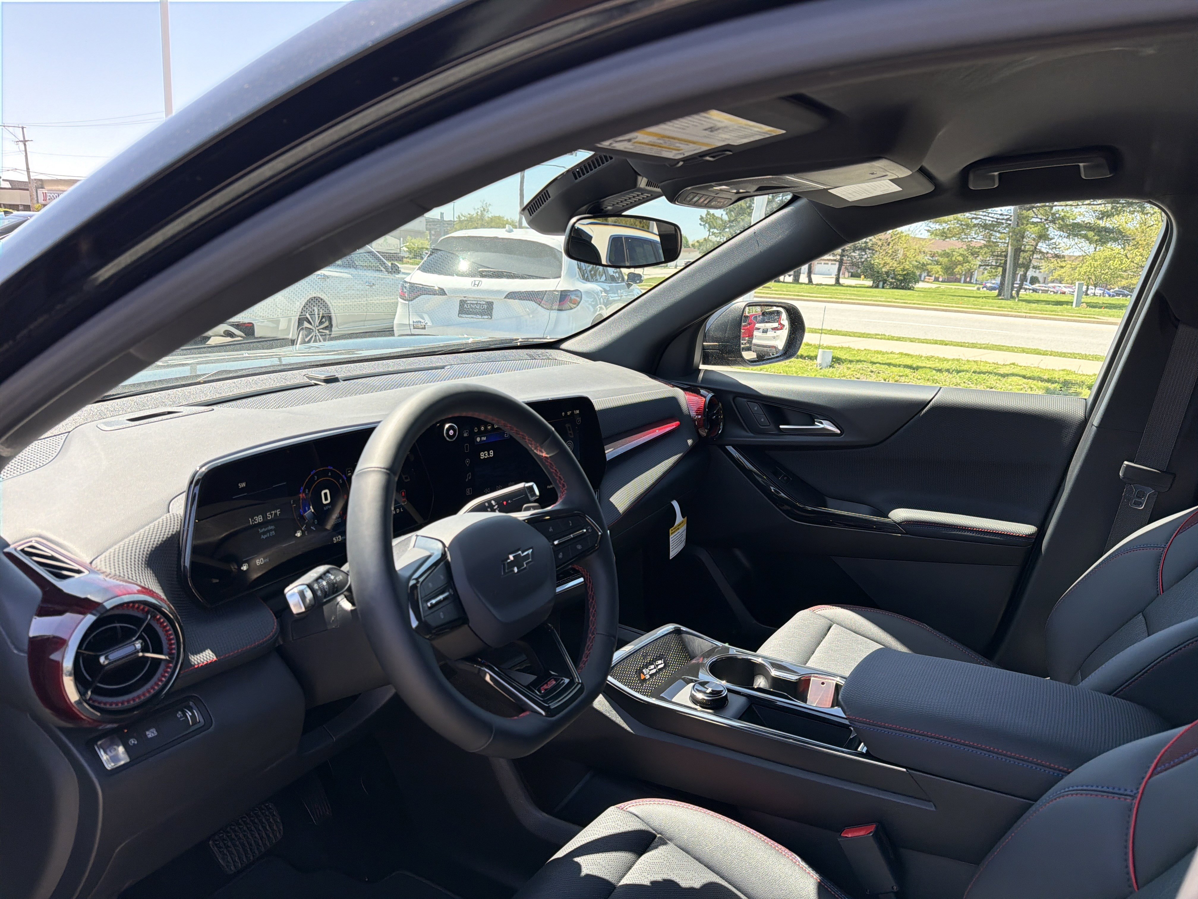 Used 2026 Chevrolet Equinox RS FWD image 13