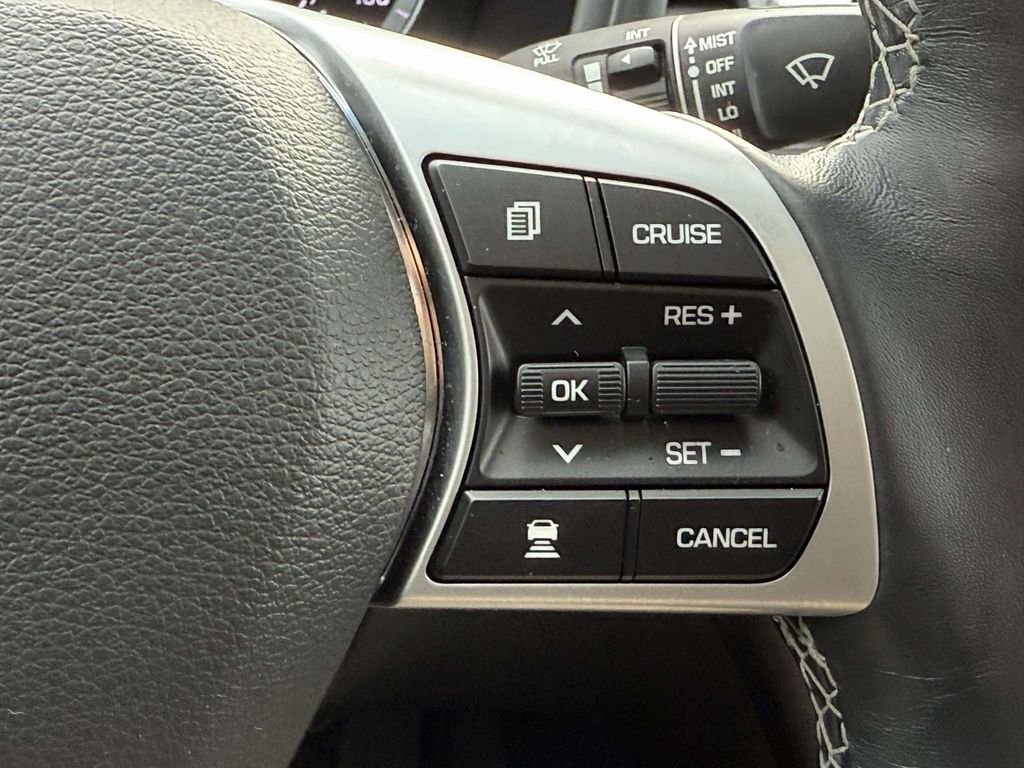 Used 2019 Hyundai Sonata Limited w/ Ultimate Package 04 image 24