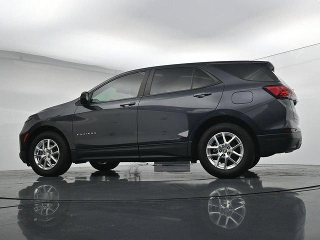 Used 2022 Chevrolet Equinox LS w/ LS Convenience Package FWD image 39