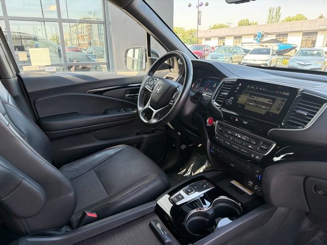 Used 2022 Honda Pilot Black Edition image 13