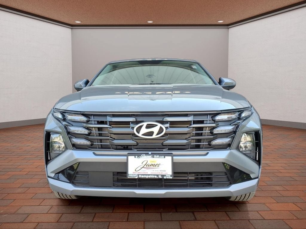 Used 2026 Hyundai Tucson SE AWD/4WD image 2