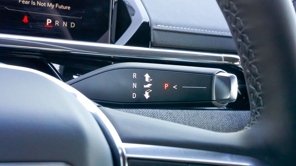 Used 2026 GMC Sierra EV Elevation image 37