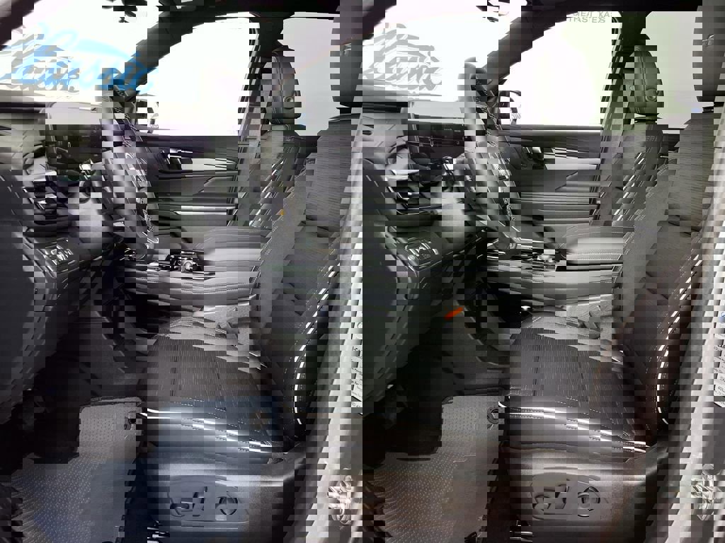 New 2026 Buick Enclave Sport Touring w/ Power Package image 7