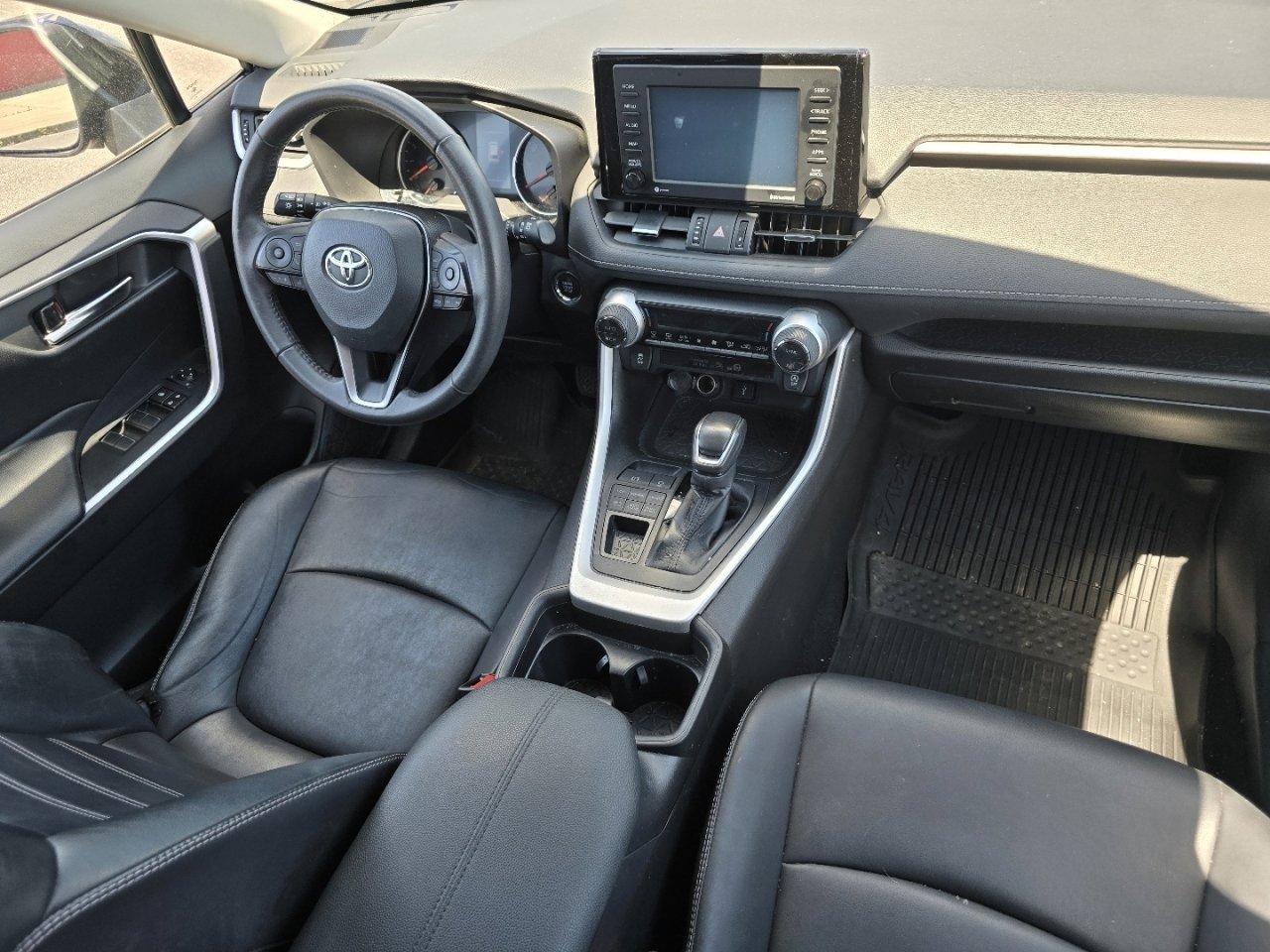 Certified 2021 Toyota RAV4 XLE Premium AWD/4WD image 20