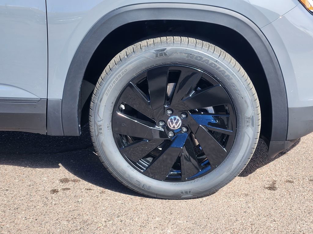 New 2026 Volkswagen Atlas SE image 30