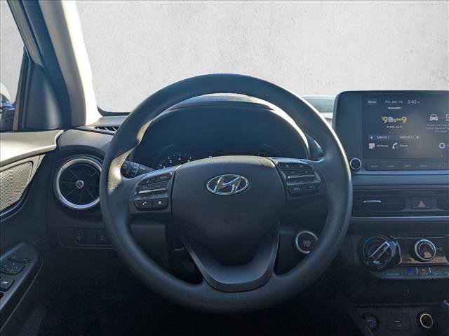 Used 2023 Hyundai Kona SEL image 12