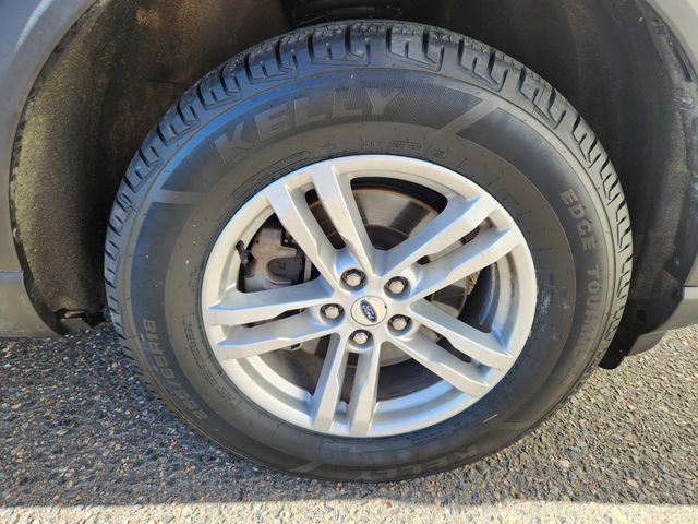 Certified 2023 Ford Explorer XLT image 20