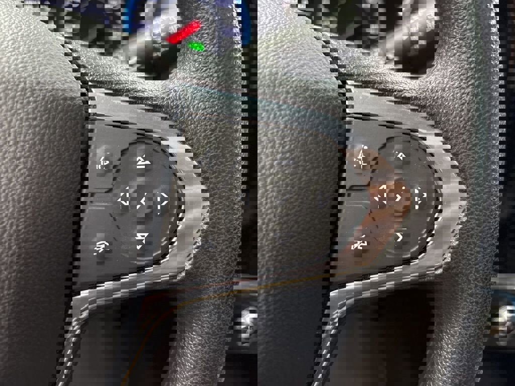 Used 2021 Chevrolet Traverse LS image 41