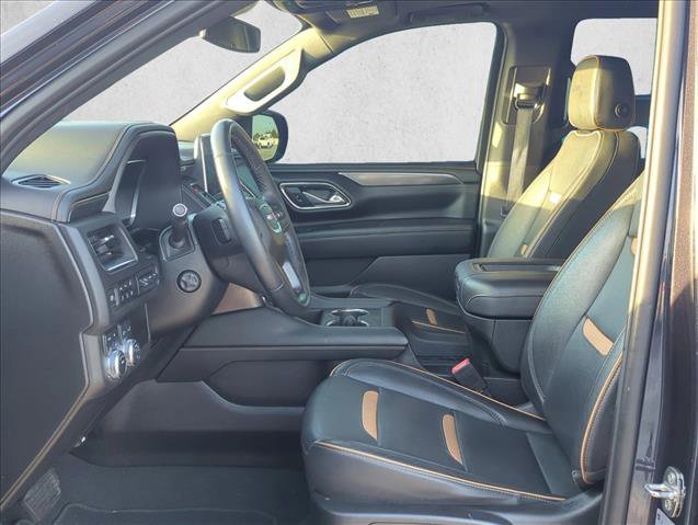 Used 2023 GMC Yukon AT4 w/ Technology Package image 12