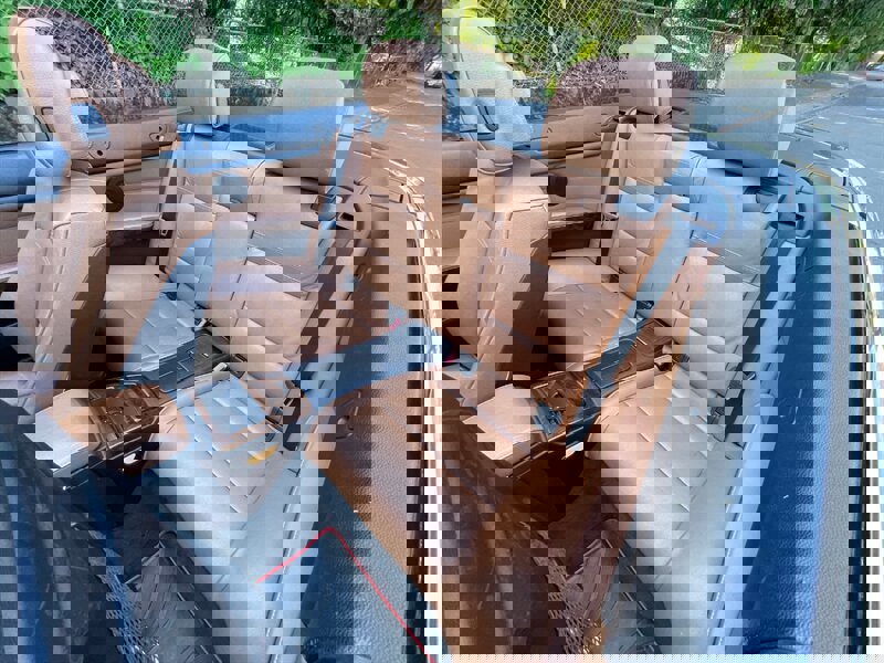 Used 2013 BMW 335i Convertible image 19