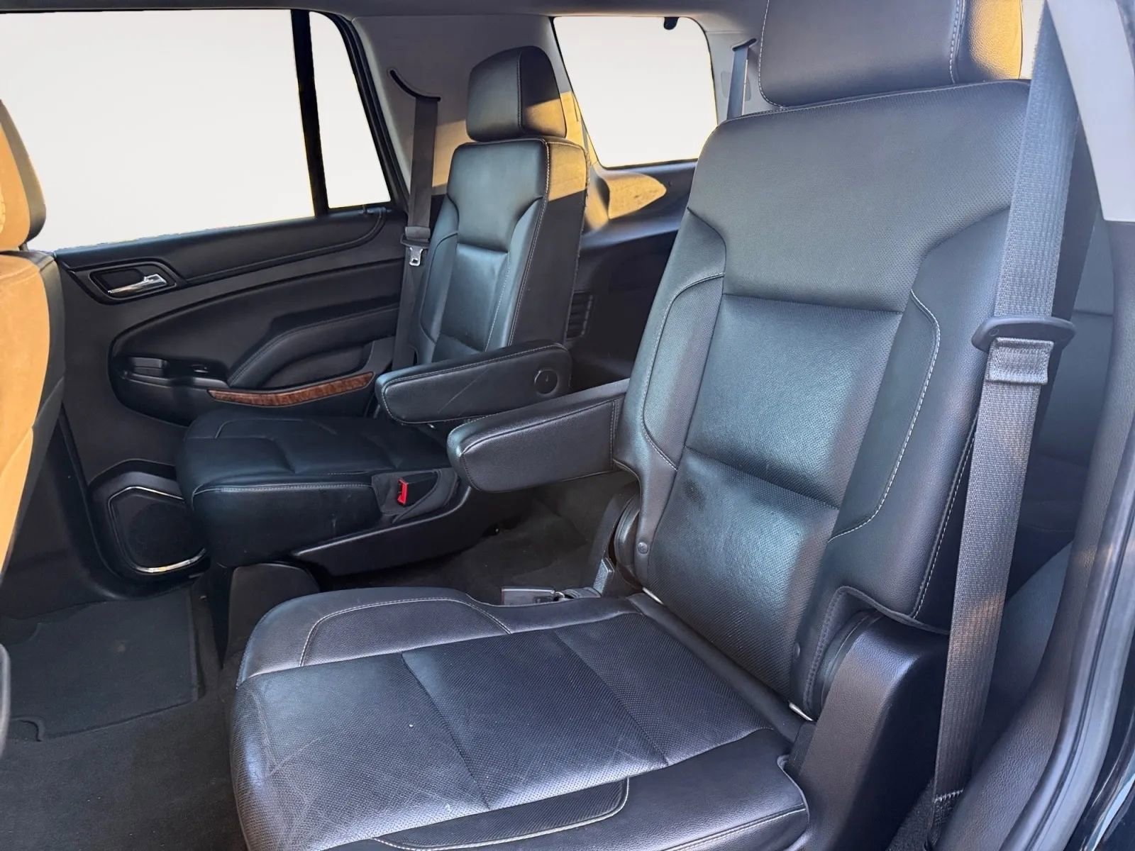 Used 2018 Chevrolet Tahoe Premier AWD/4WD image 11