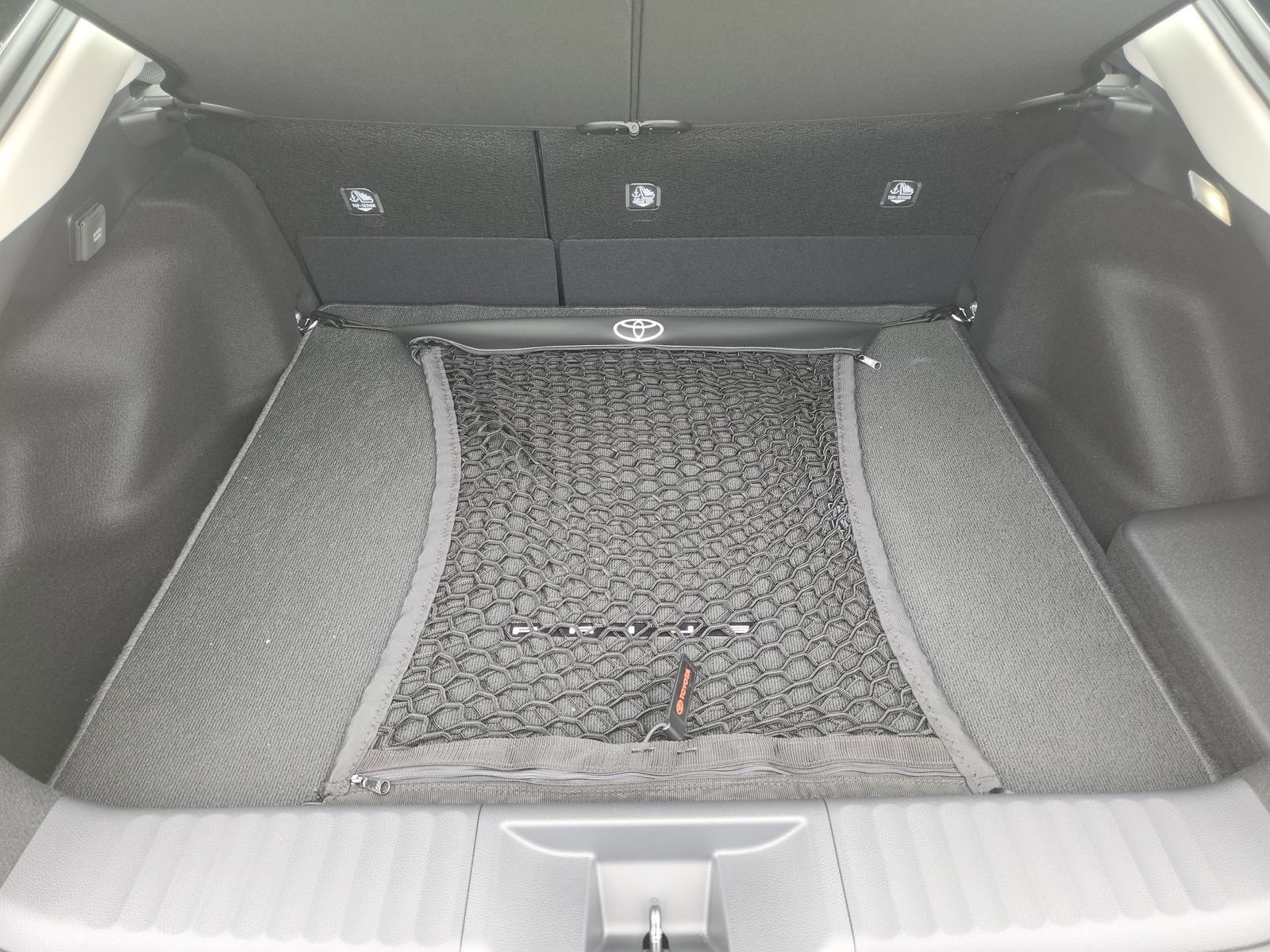 New 2026 Toyota Prius Plug-In Hybrid FWD image 26